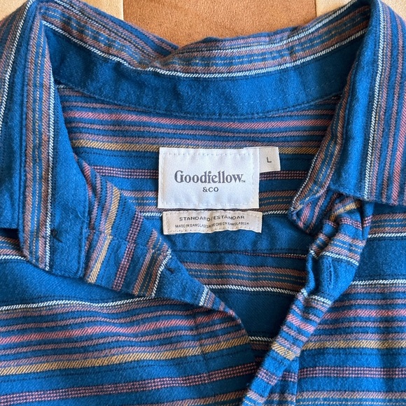 Goodfellow & Co men’s large blue stripe button down flannel - Picture 3 of 3